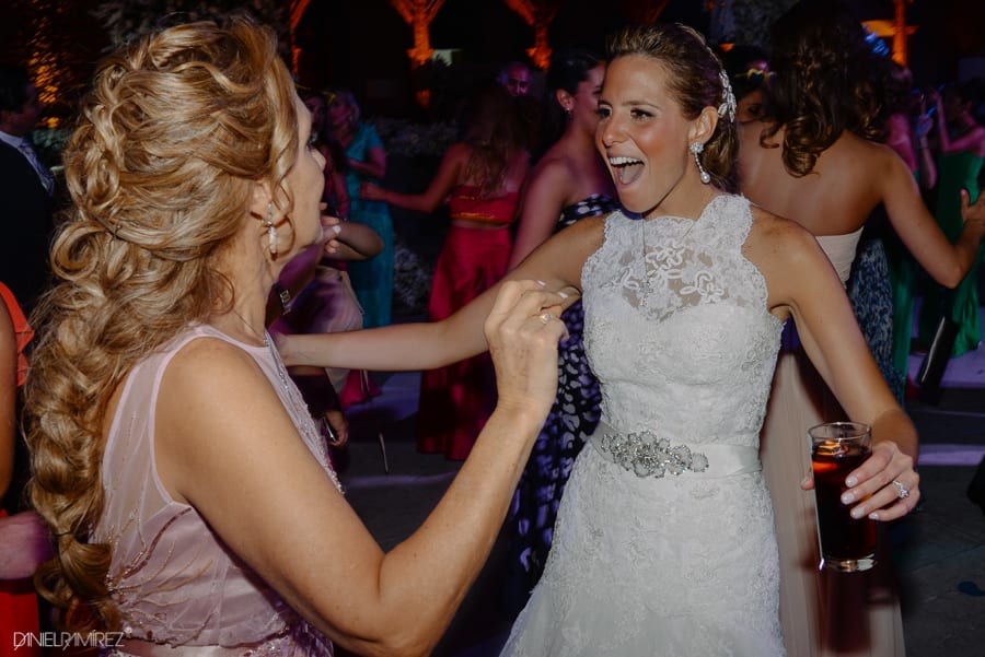 fotos de boda en colegio vizcainas