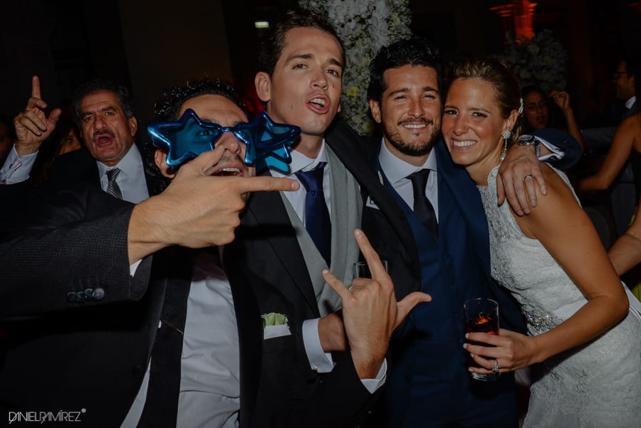 fotos de boda en colegio vizcainas