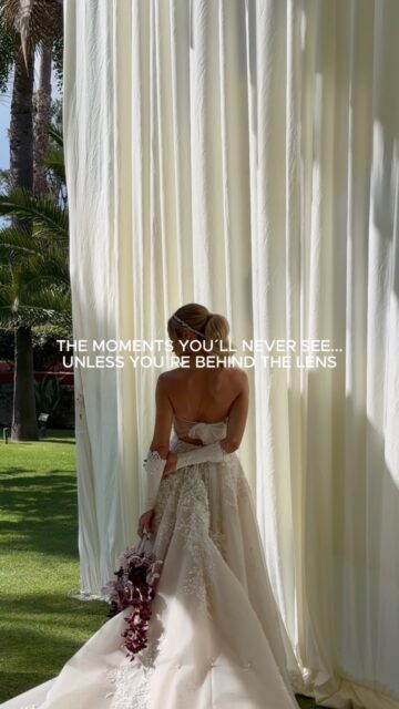 A glimpse behind the scenes of how timeless wedding stories are crafted—with intention, emotion, and an eye for every detail.

Planning & Design @julian_jalildib
DJ, Audio & Lighting @ricardo_saher_eventos
Catering @jalildib
Photo @danielramirezphoto @ome.weddings
Venue @santocristomx
Makeup @franciscodumit
Hair @diegogolzarri
Band @luckmusik
Video @portra.weddings @valedora_producciones
@cattaleyatents casablanca_eventos

•
•
•

 #PueblaWeddingPhotographer #WeddingPhotographer #DestinationWedding #WeddingInspiration #EditorialWedding